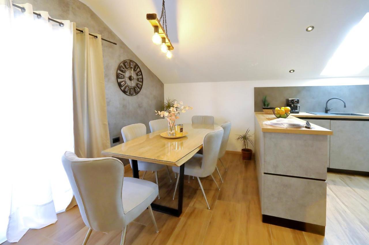 Luxury Apartments Monika Near The Sea With Private Parking Bibinje Exterior photo