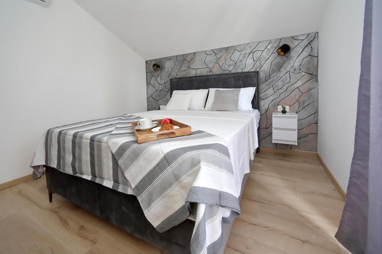 Luxury Apartments Monika Near The Sea With Private Parking Bibinje Exterior photo