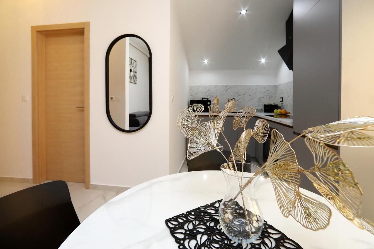 Luxury Apartments Monika Near The Sea With Private Parking Bibinje Exterior photo
